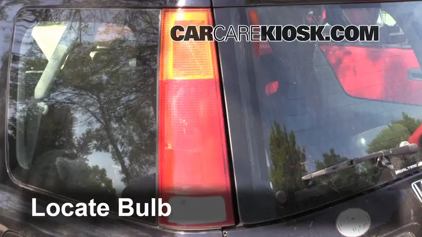 2000 Honda CR-V EX 2.0L 4 Cyl. Lights Reverse Light (replace bulb)